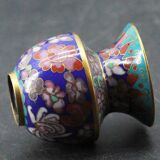 Chinese vase in email