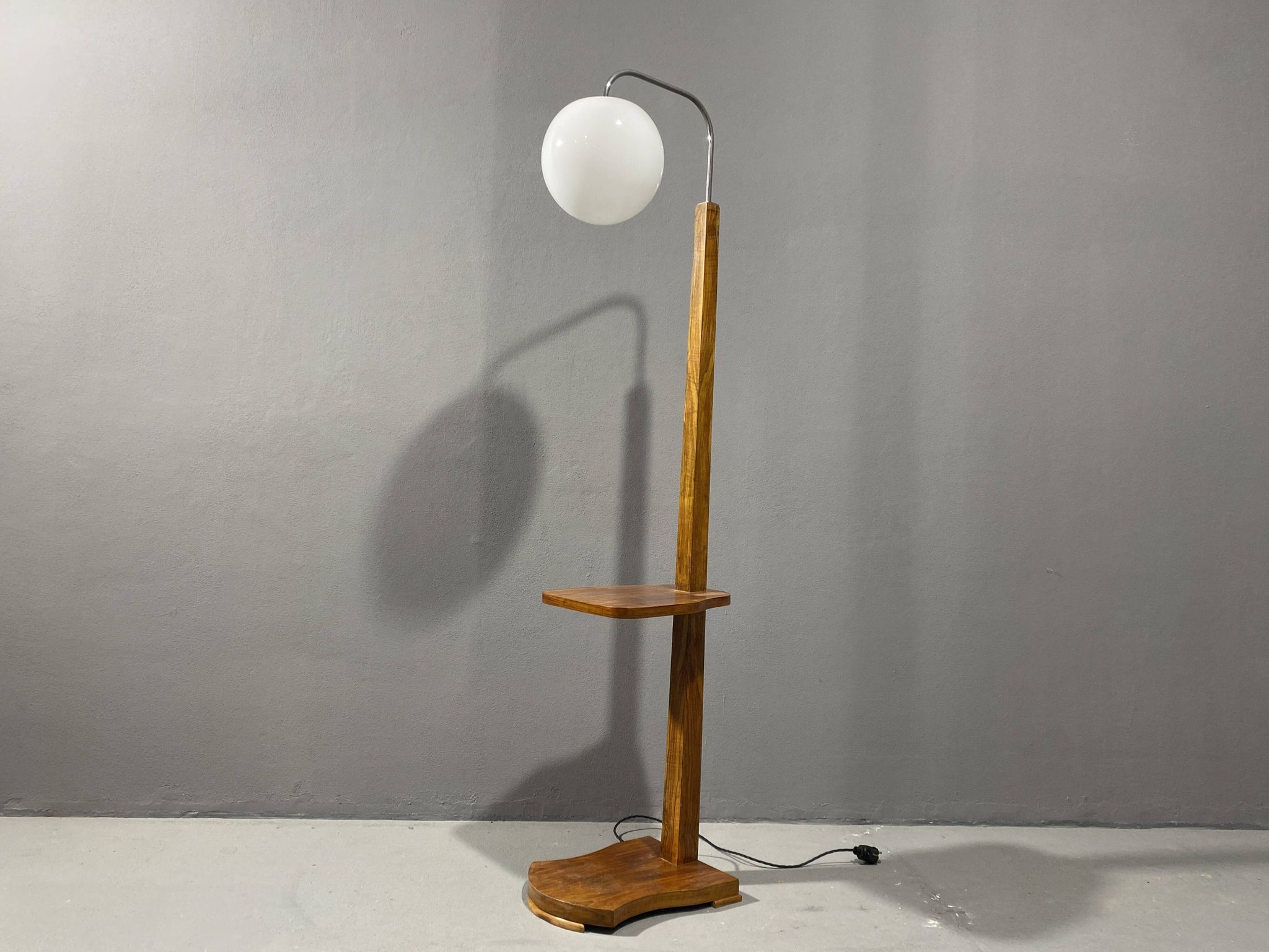 Lampe de sol art déco, années 1930, Tchécoslovaquie