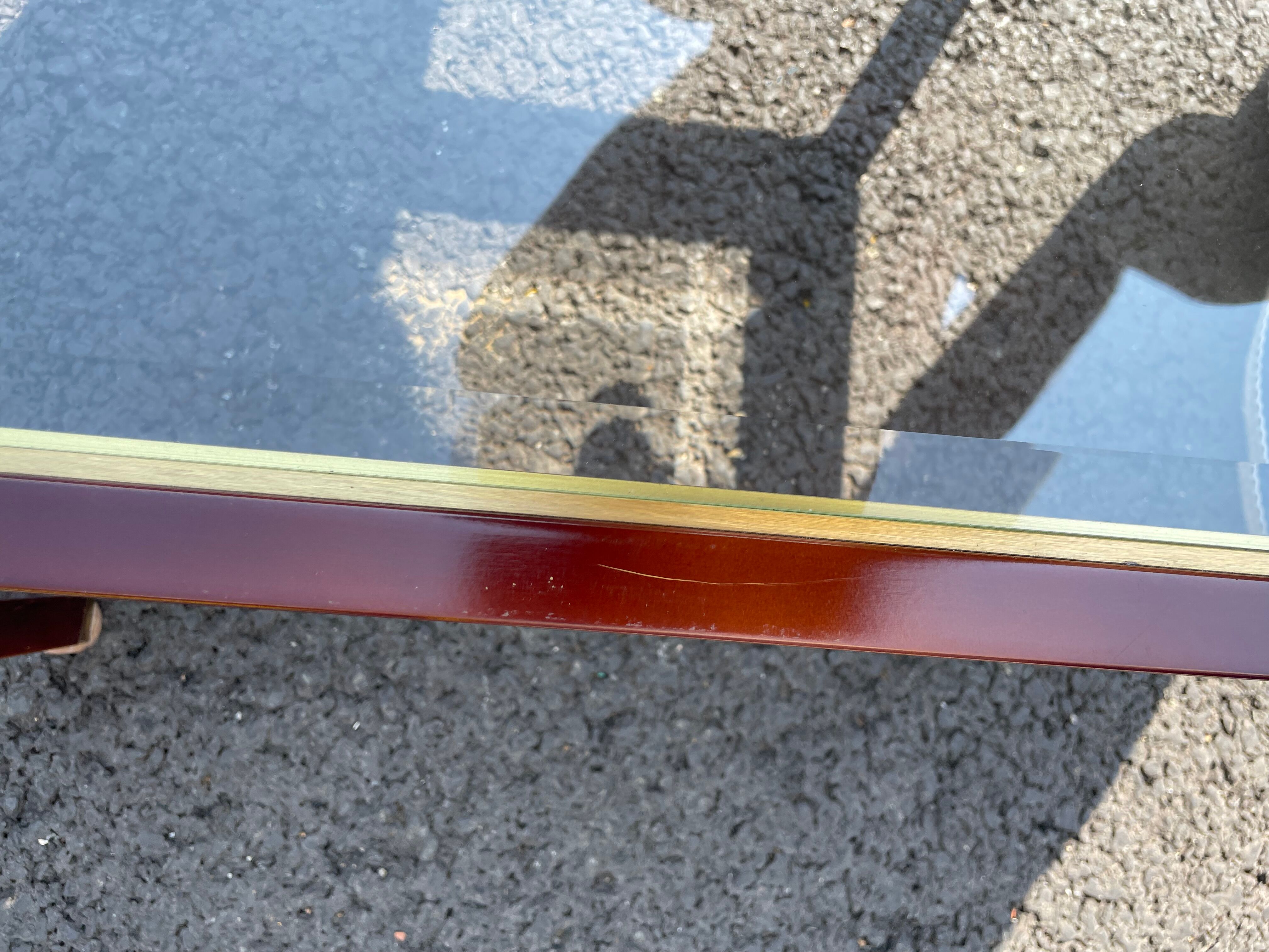 Metal pull-out coffee tables