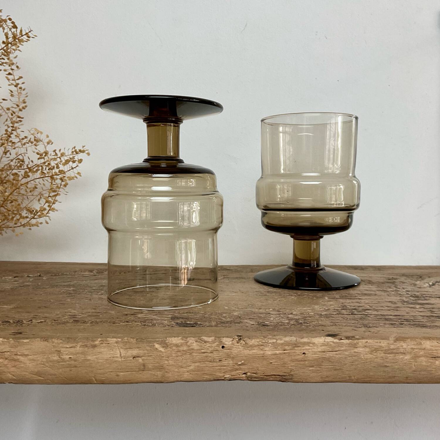 6 “Willem Heesen” smoked glass glasses