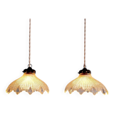 Paire de suspensions Art déco en verre transparent festonné, années 1920-30
