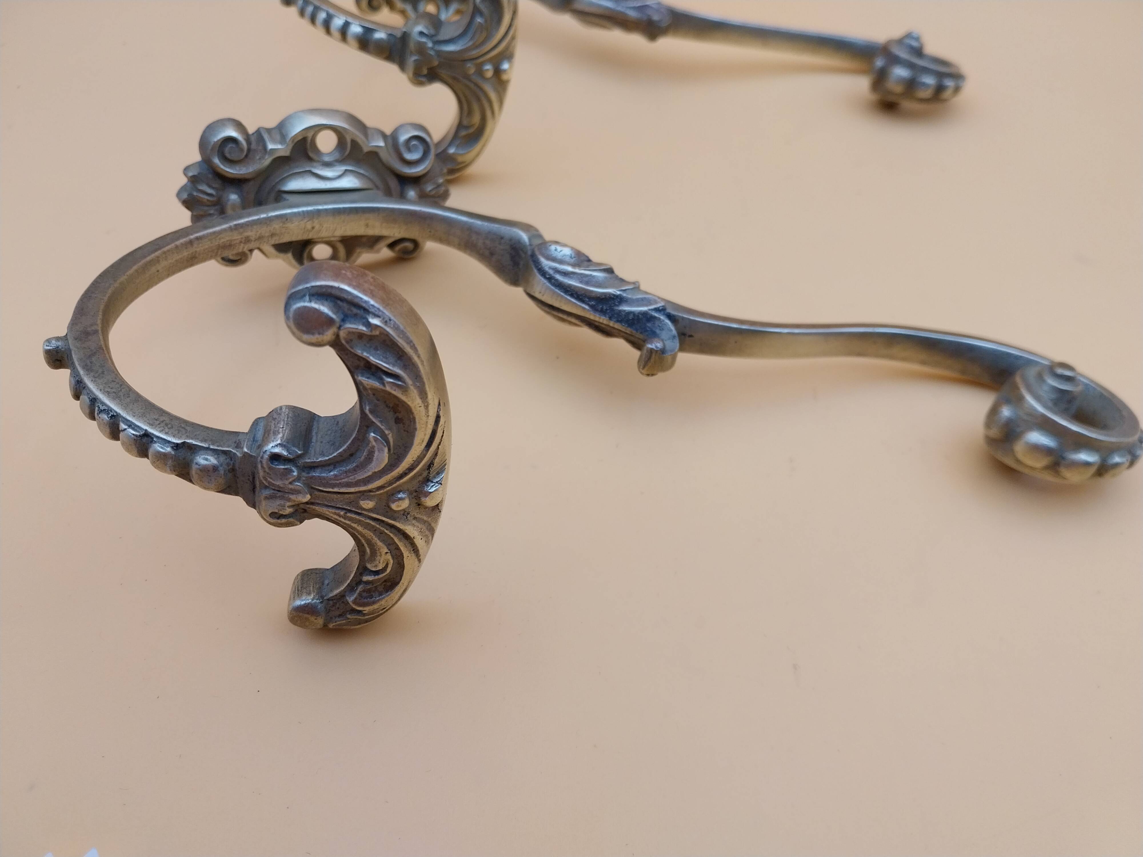 2 patères en bronze massif