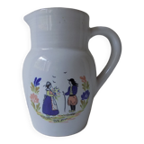 Breton pitcher