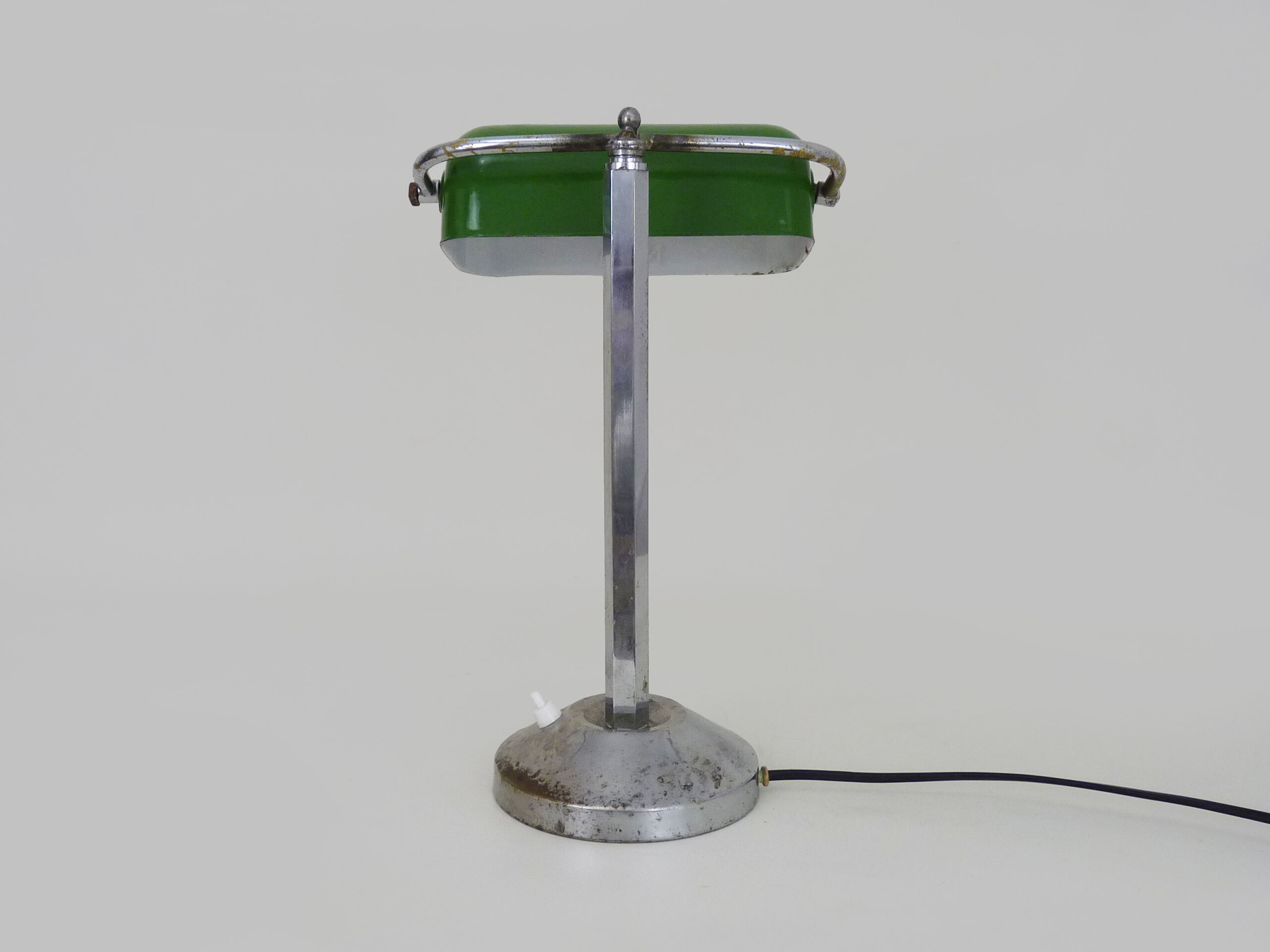 NIAM desk lamp with articulated head, dark green color and chrome. Art Deco