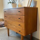 Vintage oak chest of drawers