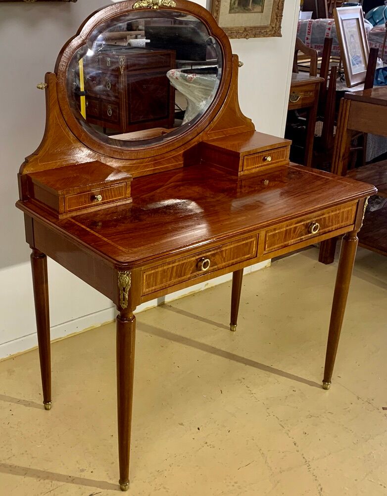 Louis XVI style dressing table in rosewood marquetry