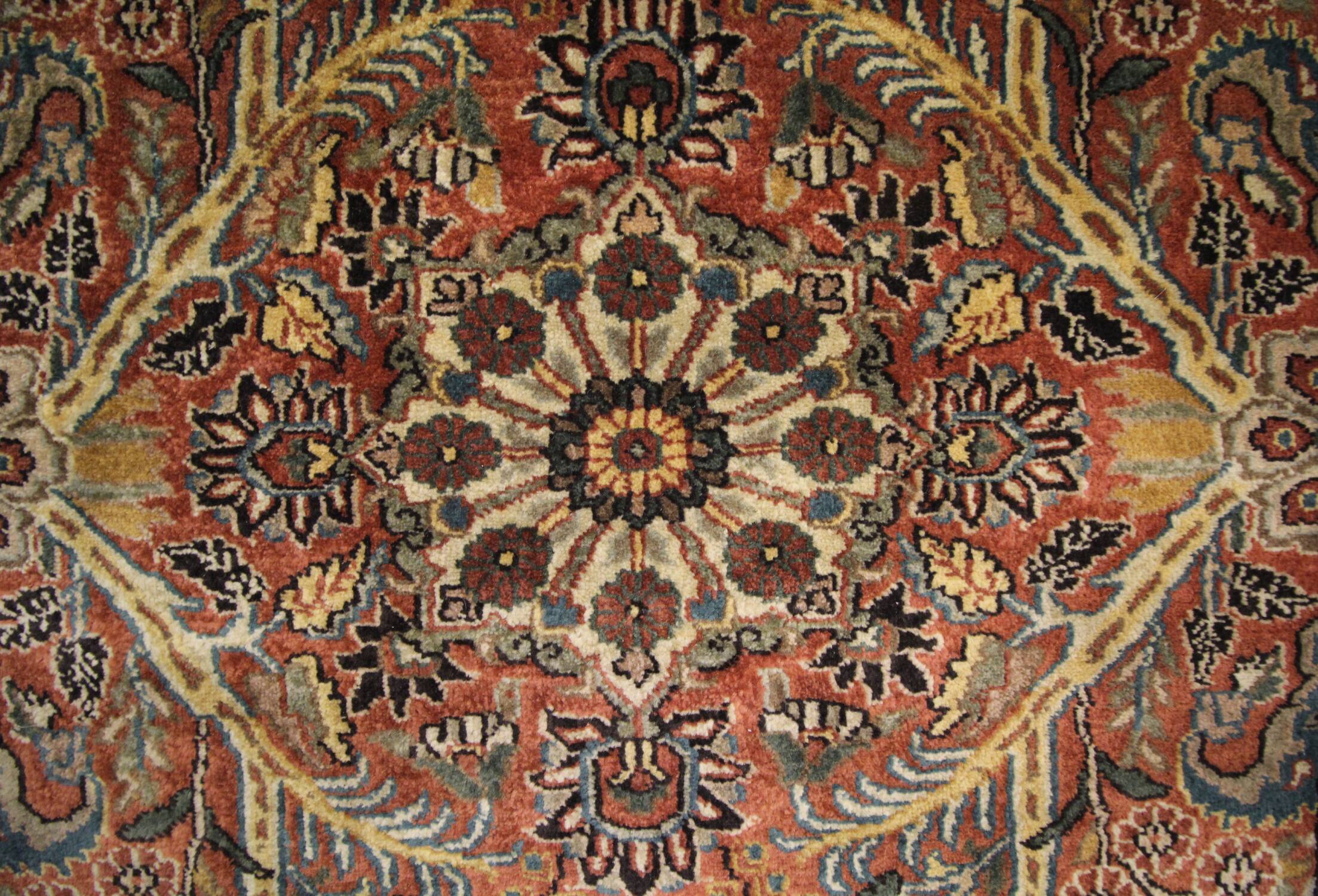 Handmade vintage indian agra carpet 1980 traditional wool area rug-