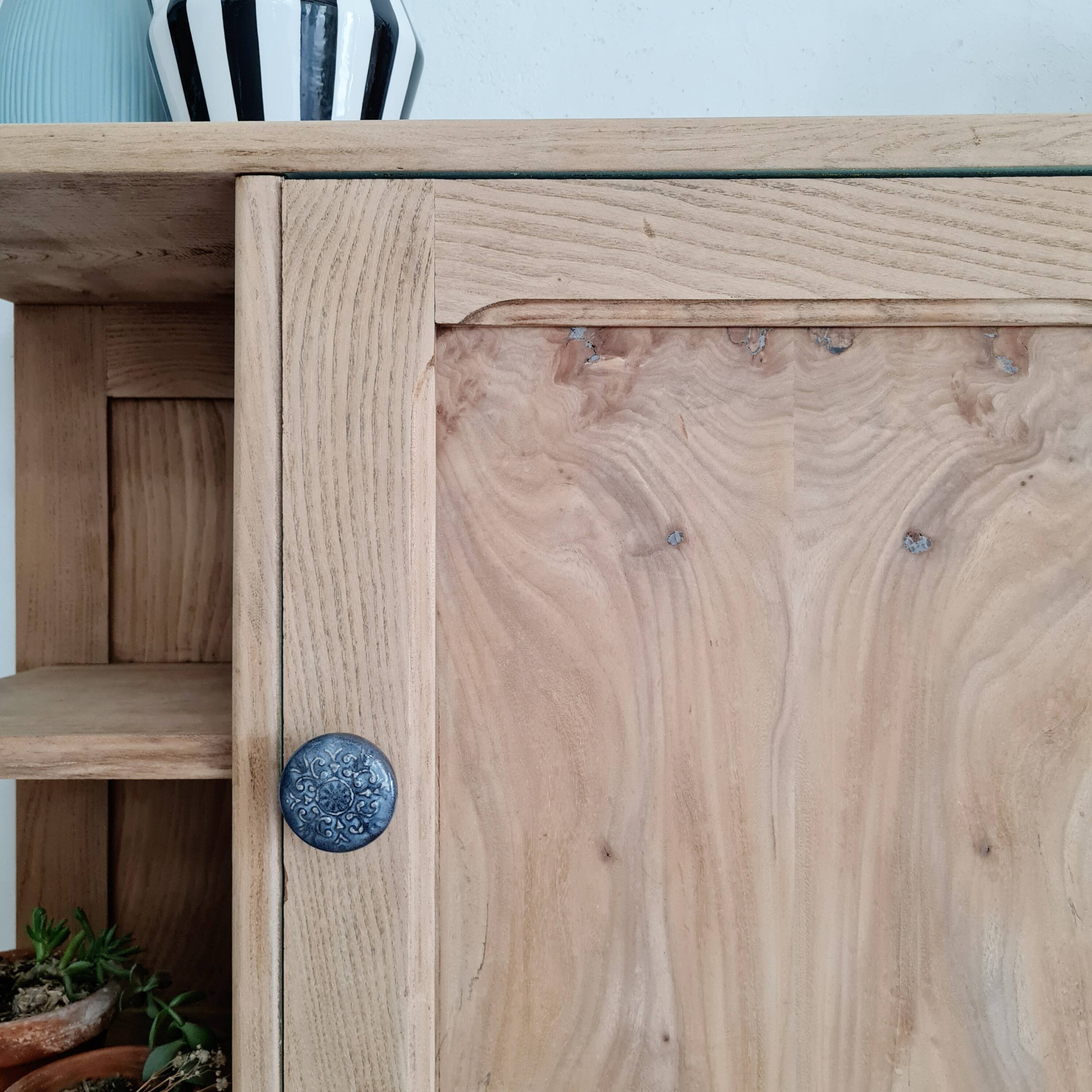 Buffet shelf compass legs renovated oak