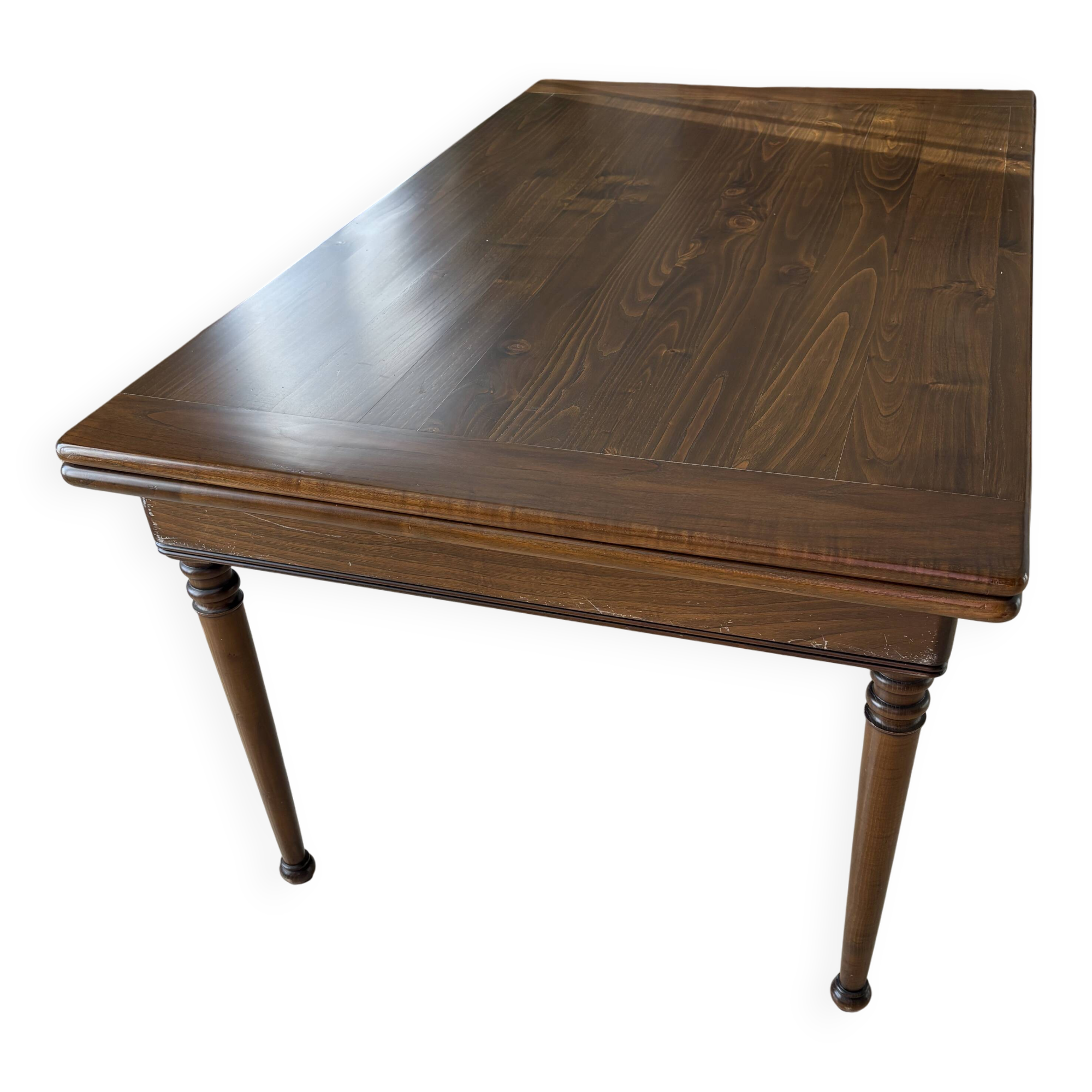 extendable table made of solid wood