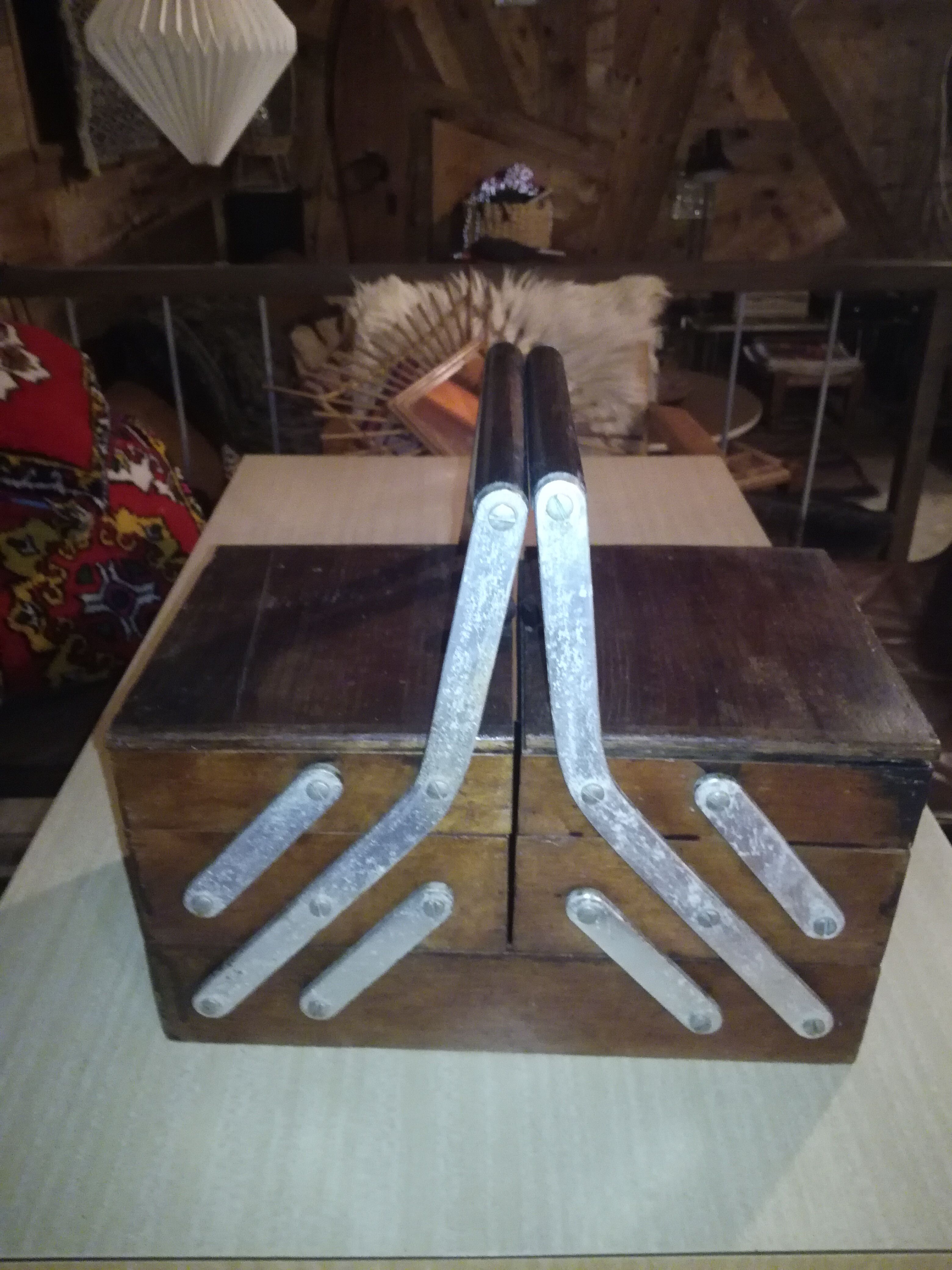 Solid wood sewing basket