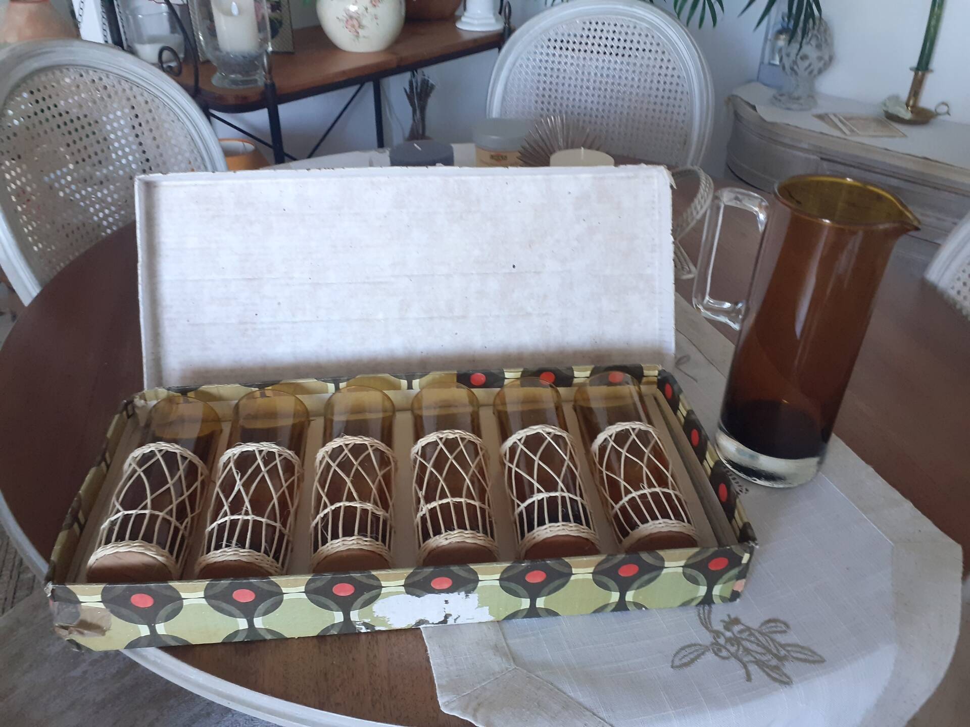 Services de verres et pichet