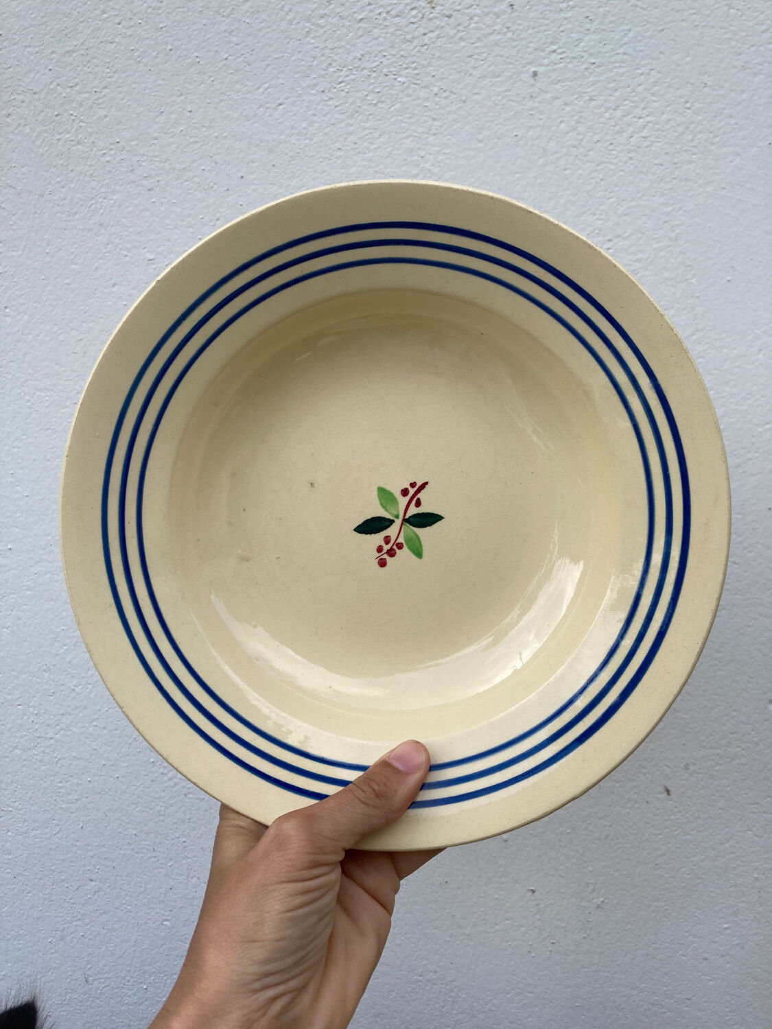 3 vintage beige soup plates Gien model Yvonne