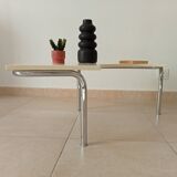 Vintage tripod coffee table in chrome and formica from the 1980s.