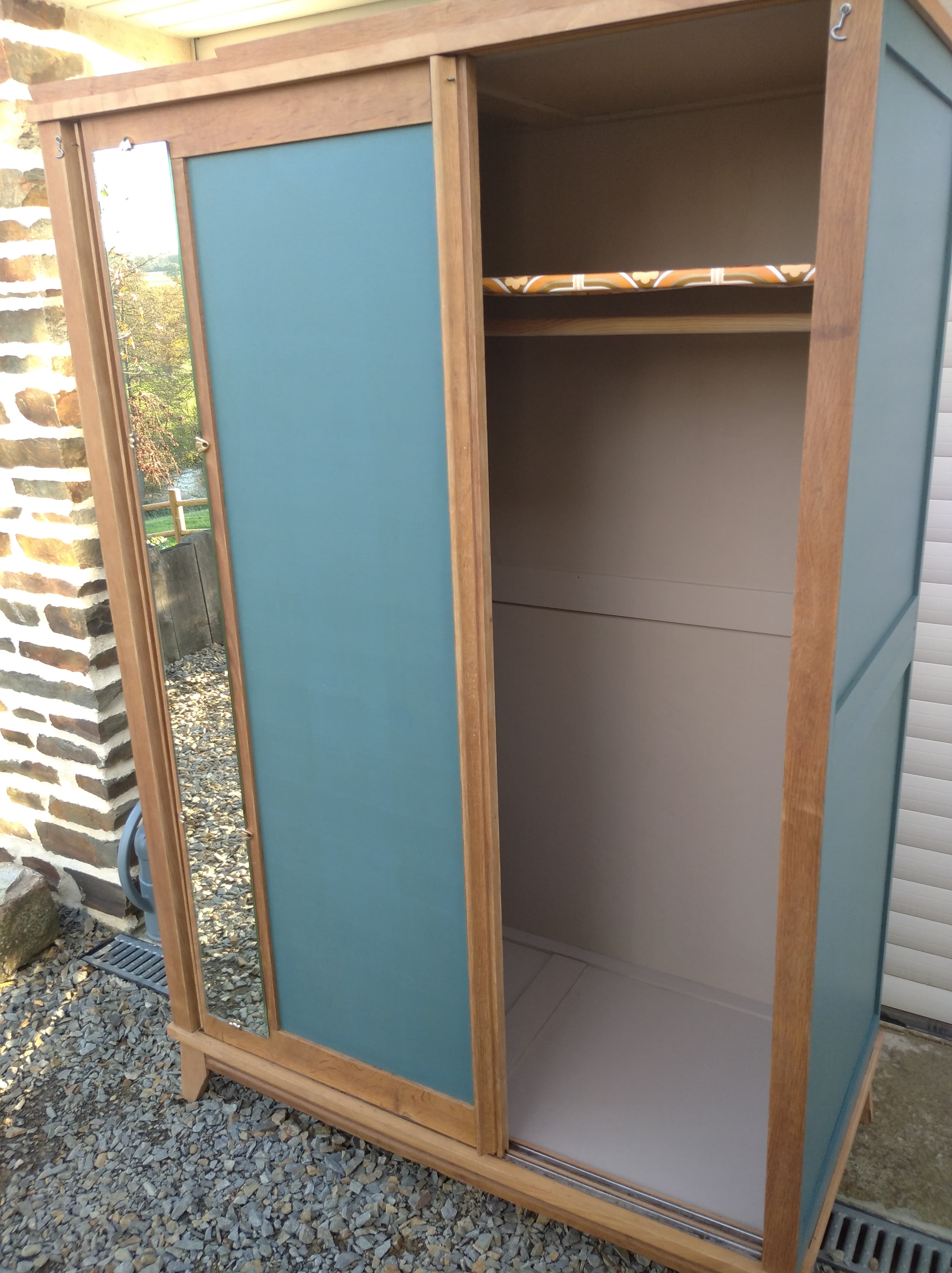 Vintage wardrobe feet compass sliding doors