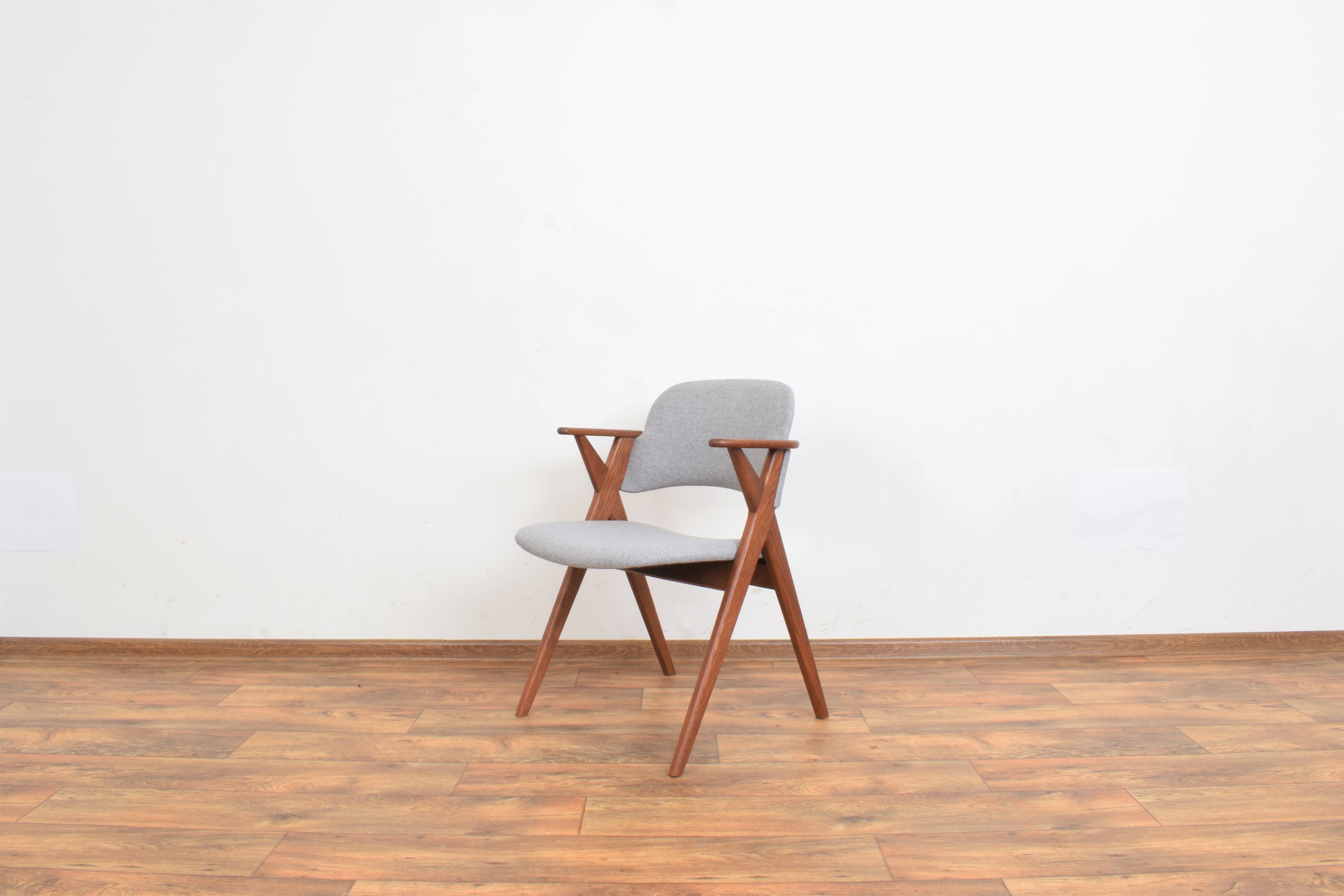 Mid-century danish oak armchair, 1960