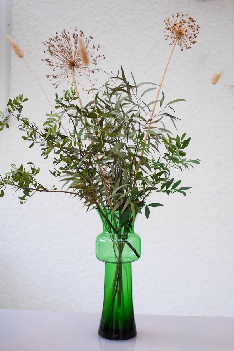 Large green Tang-Li vase by Morales Schildt for Kosta