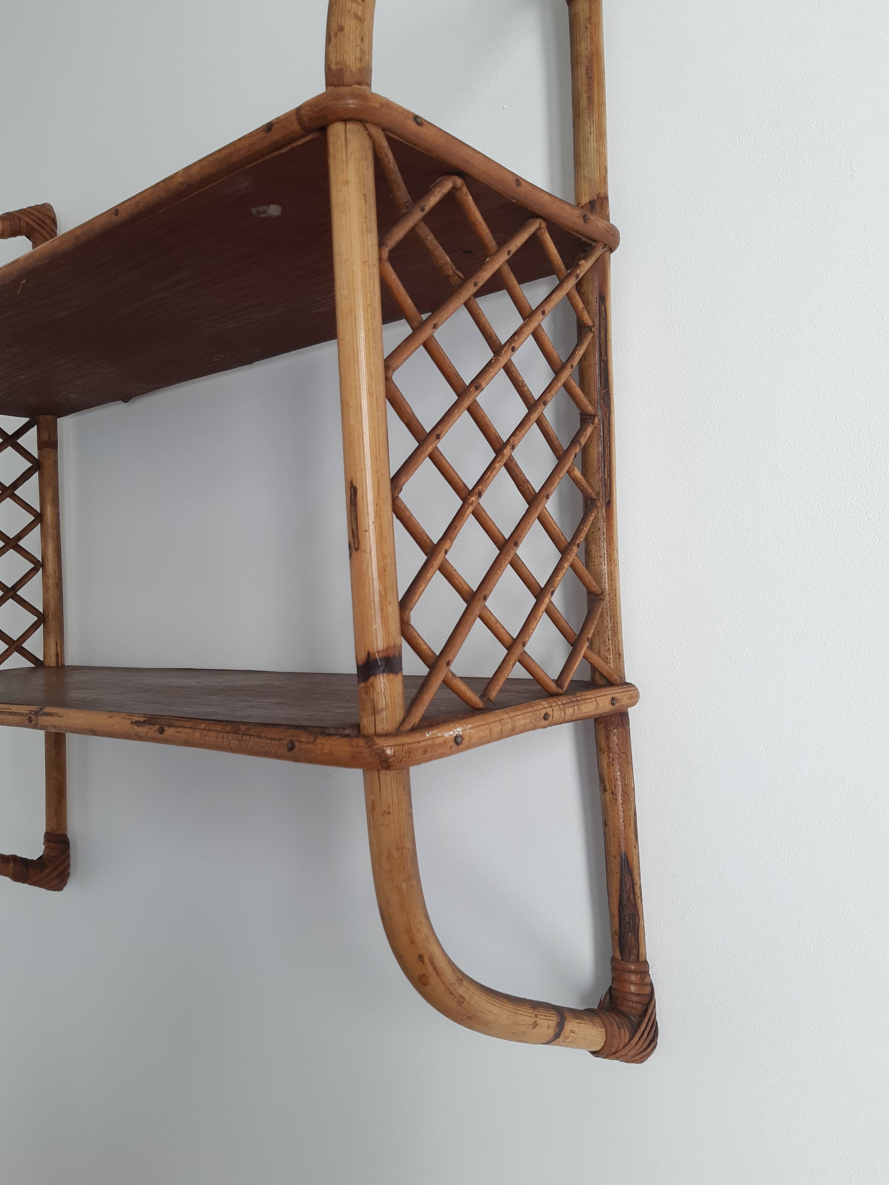 Vintage rattan floor