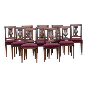 10 chairs