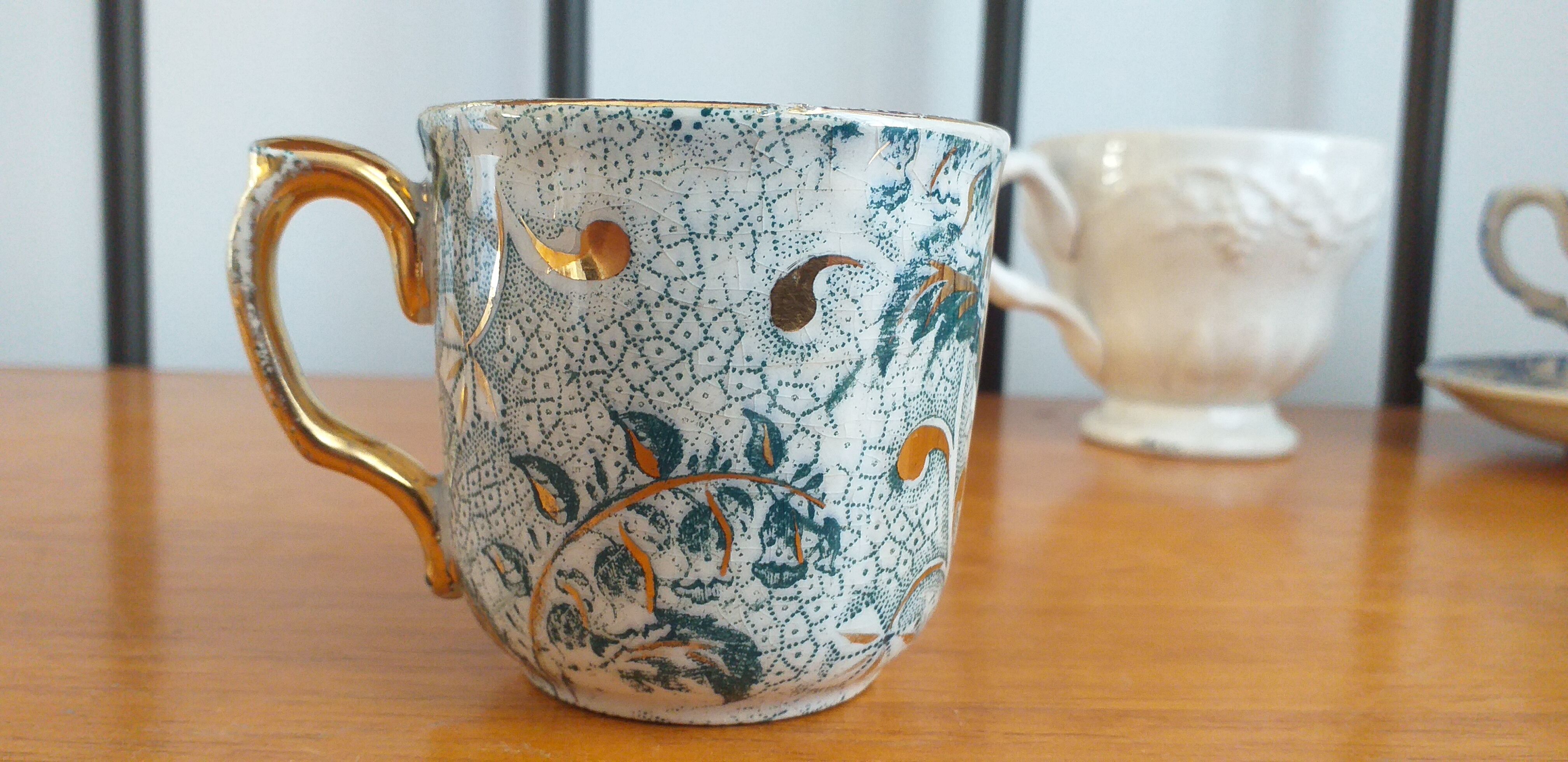 Porcelain cup Creil and Montereau