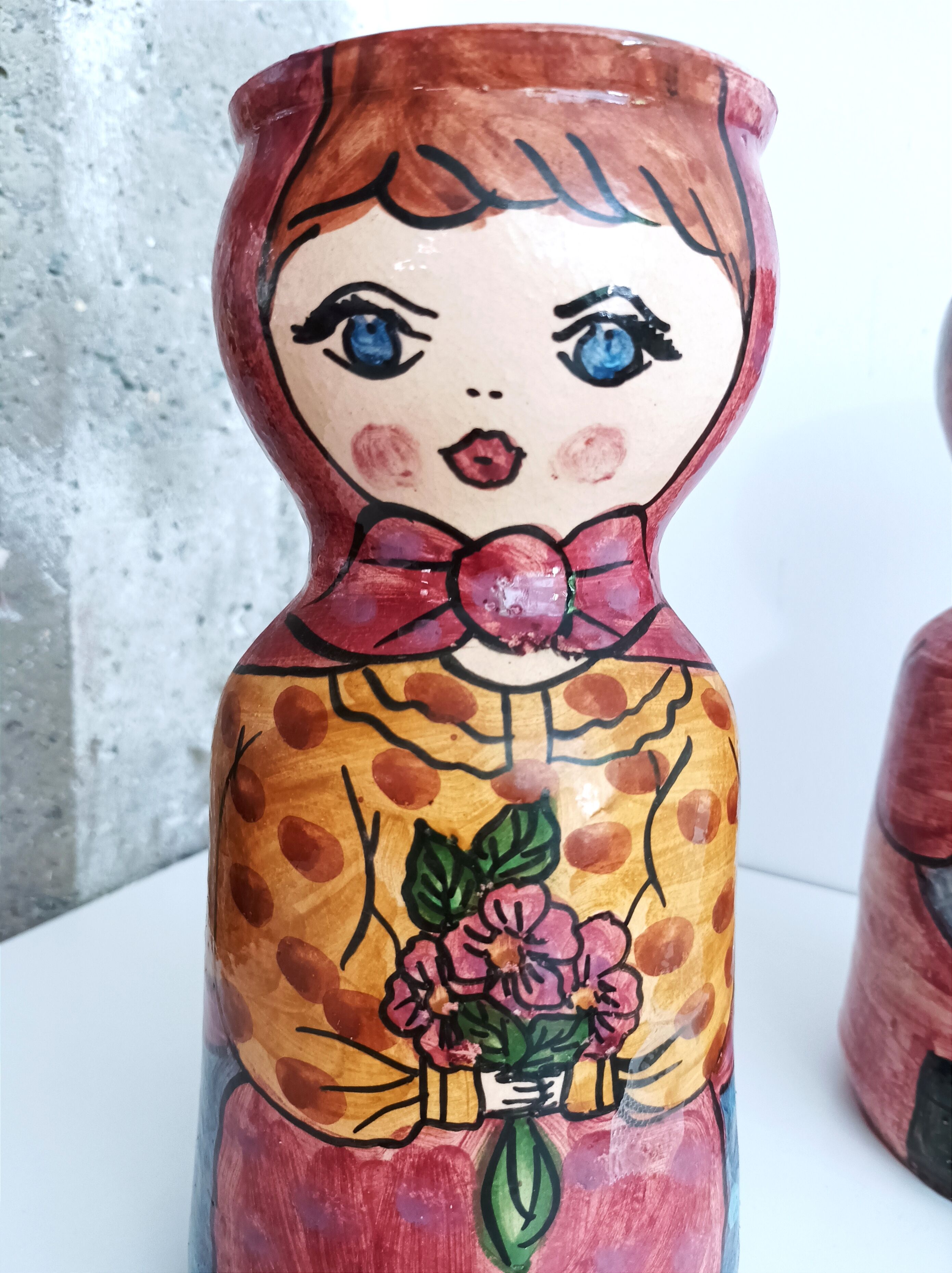 Pair of large terracotta pots signed, Portugal 80s