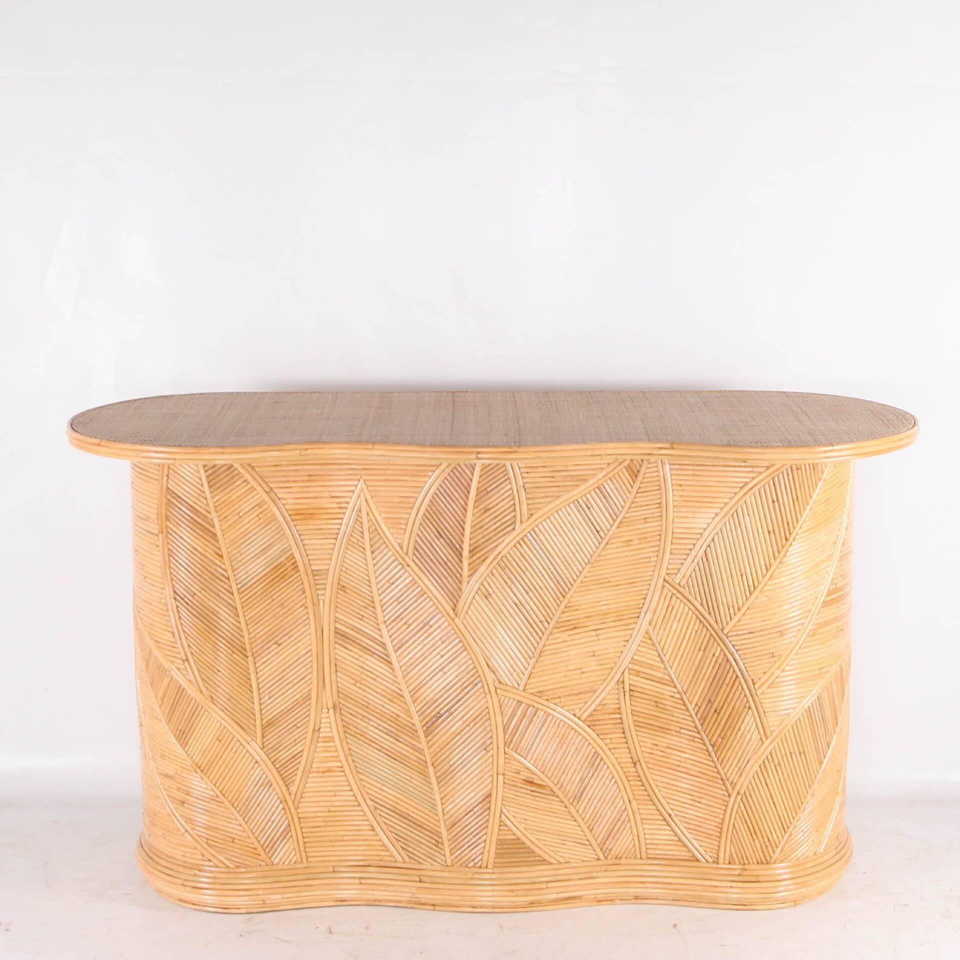Rattan "leaves" console