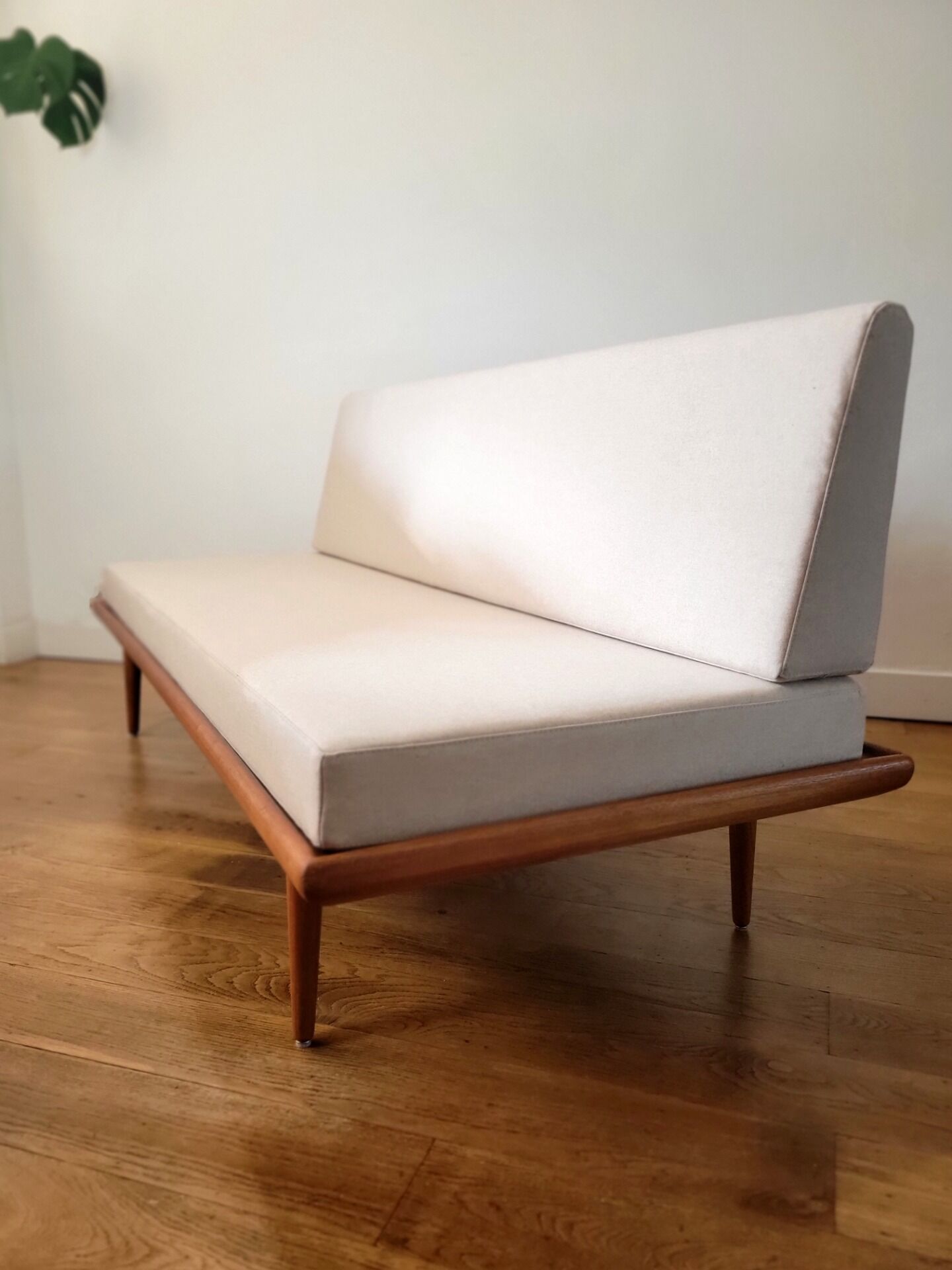 Vintage Danish sofa, Minerva model by Peter Hvidt & Orla Molgaard-Nielsen