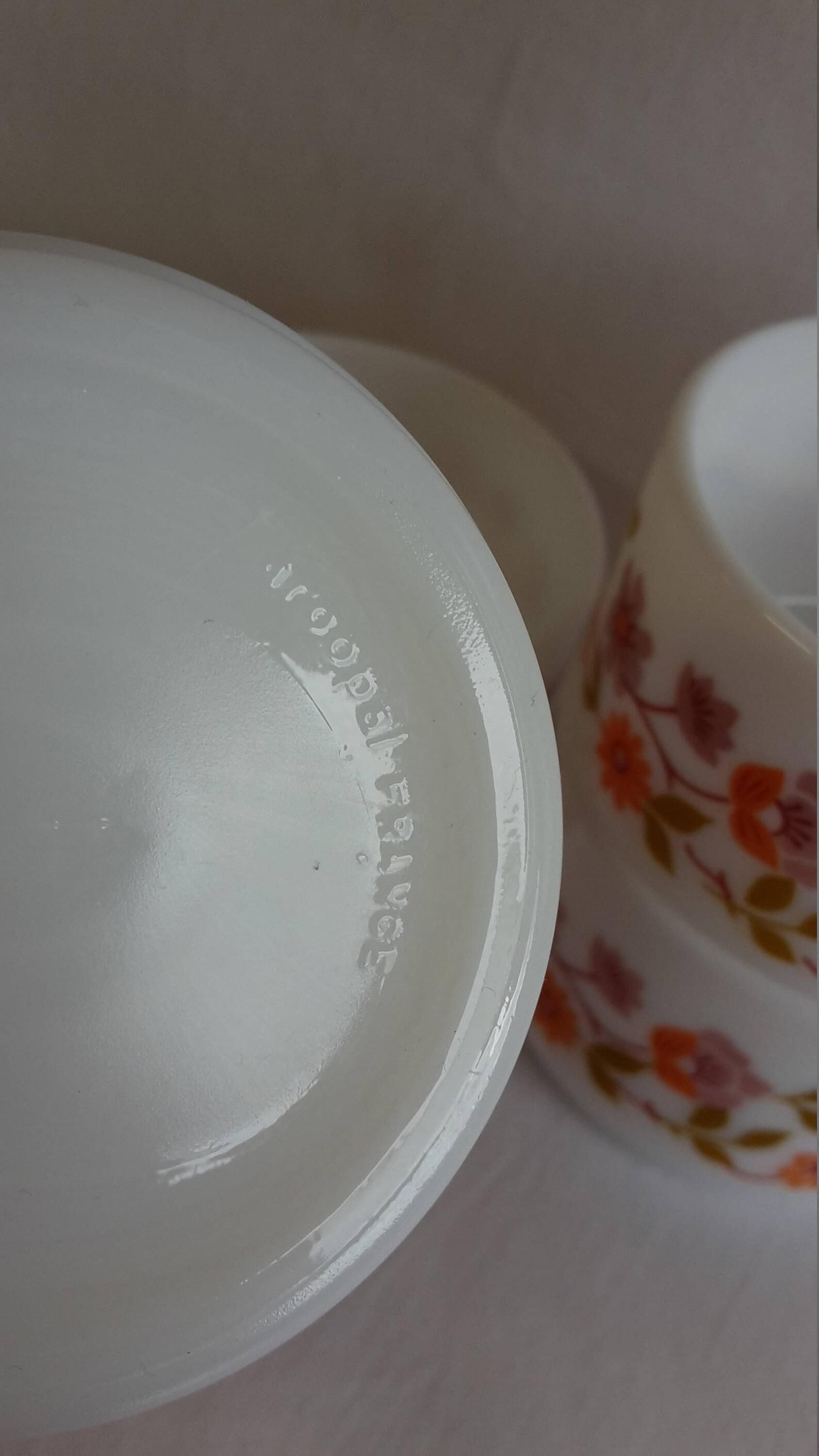 4 cups Arcopal scania orange flowers and mauve vintage 70s coffee espresso