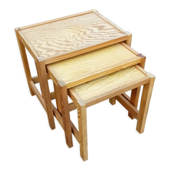 nesting tables in pine from sweden