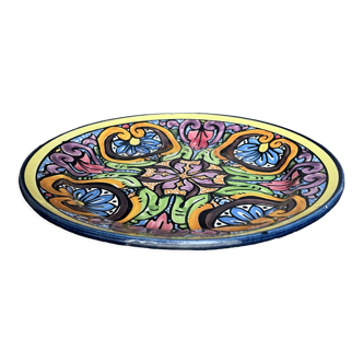 Earthenware dish