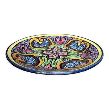 Earthenware dish