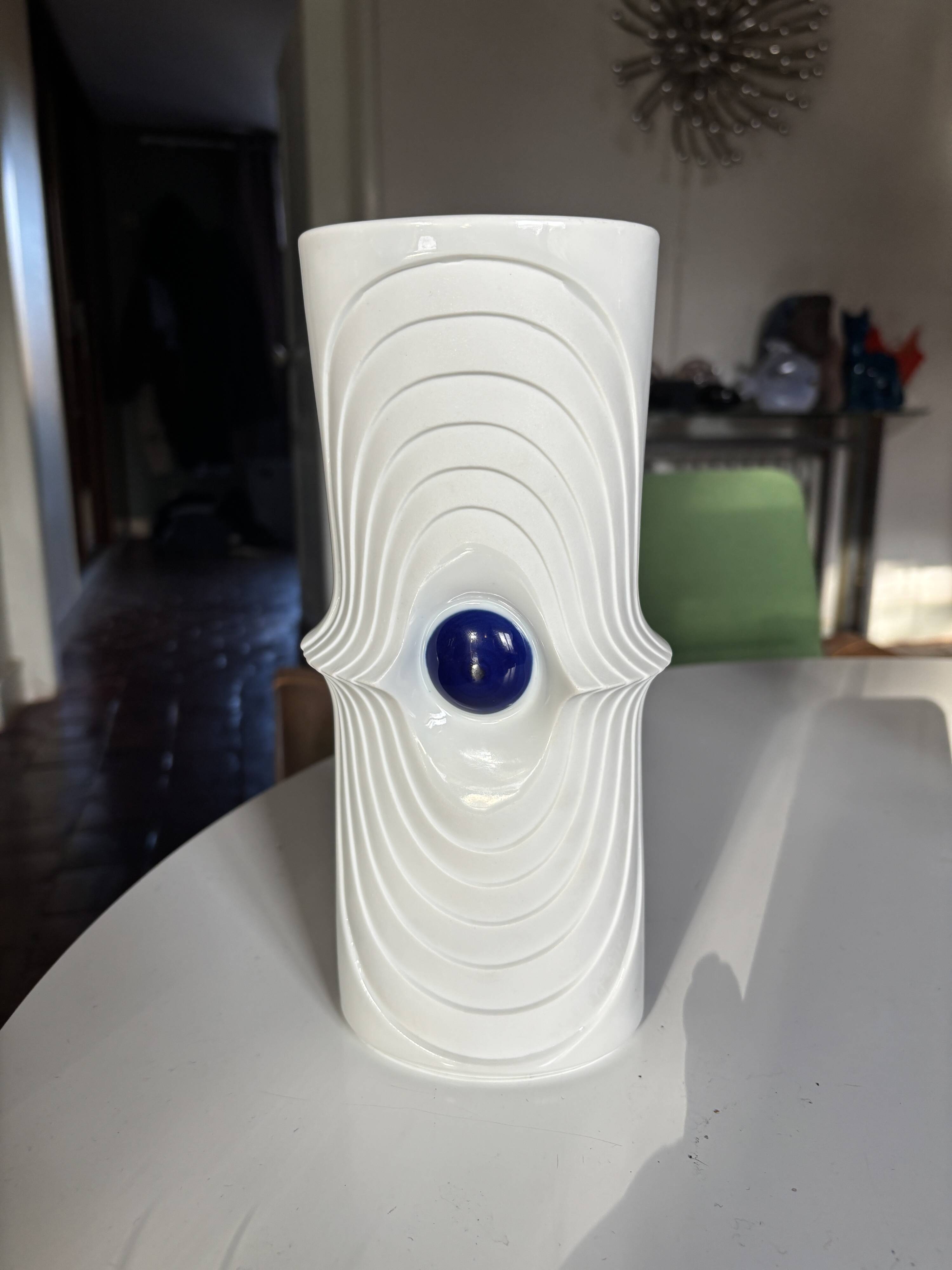 Rosenthal Bavaria vase in white porcelain, Germany 1960