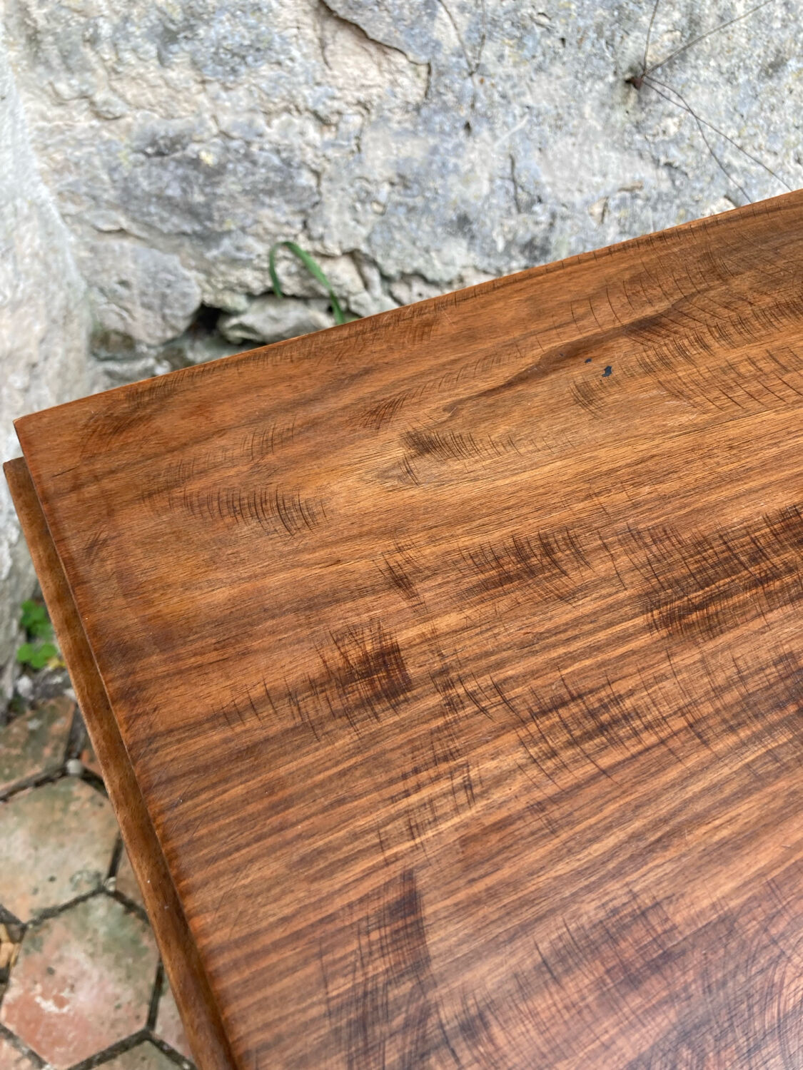 Compass leg chest of drawers