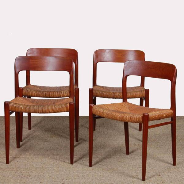 Suite de 4 chaises par Niels Otto Moller en teck modèle 75, 1960
