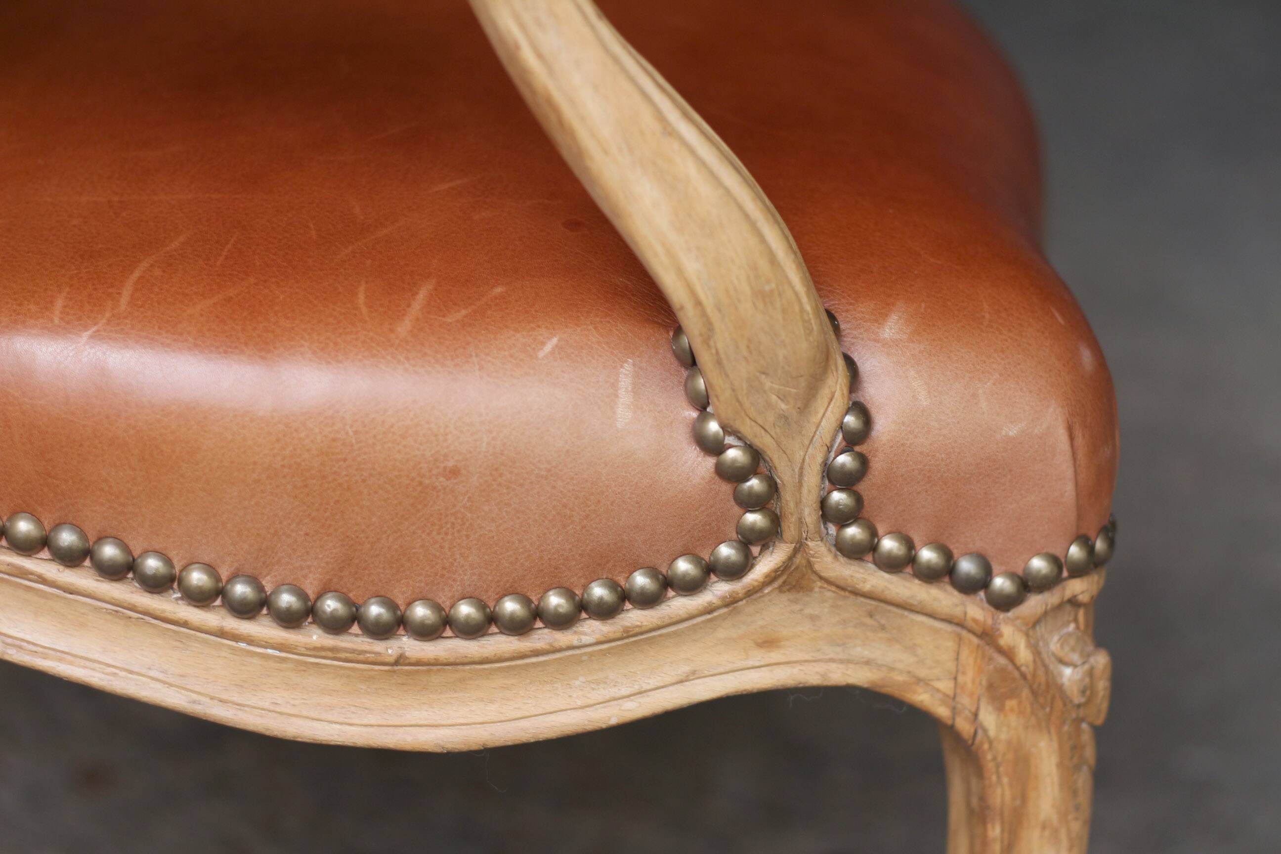 Exceptional chair stamped matthieu criaerd (circa 1750).