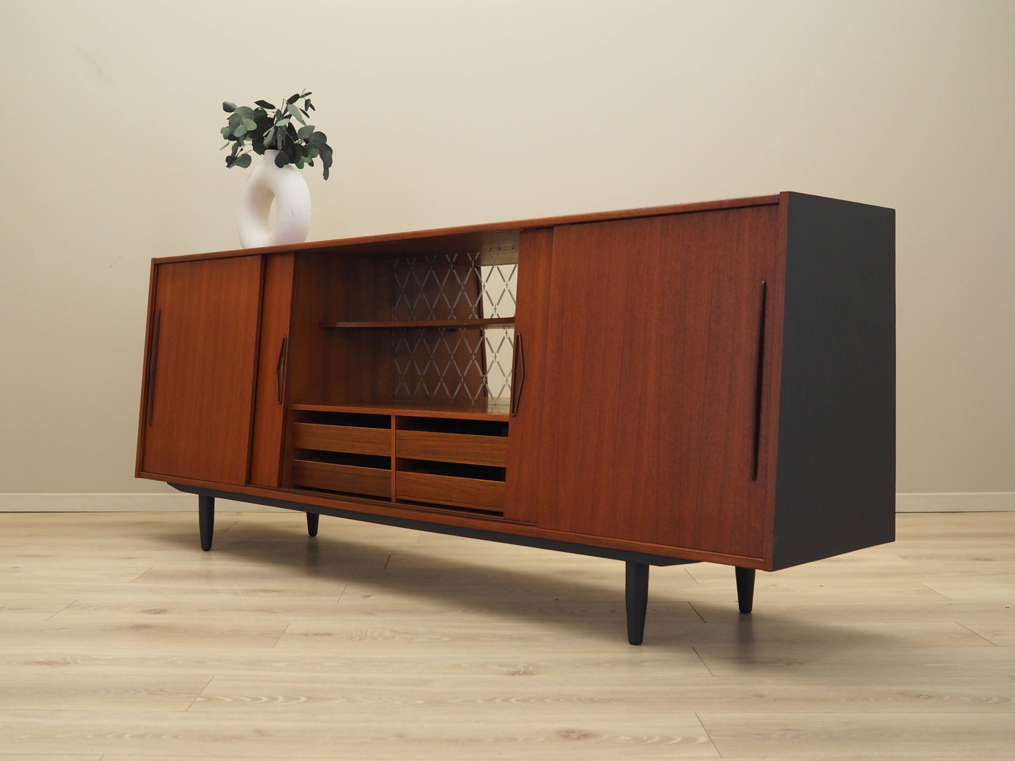 Teak sideboard, Danish design, 1970s, production: Denmark