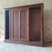 Armoire parisienne