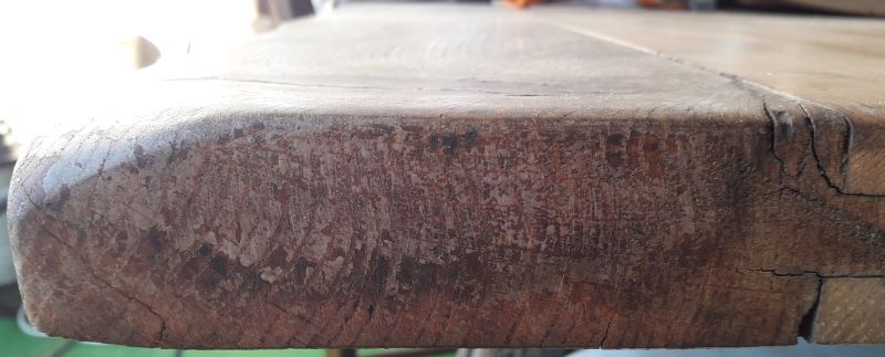 Workshop table with tray on trestles