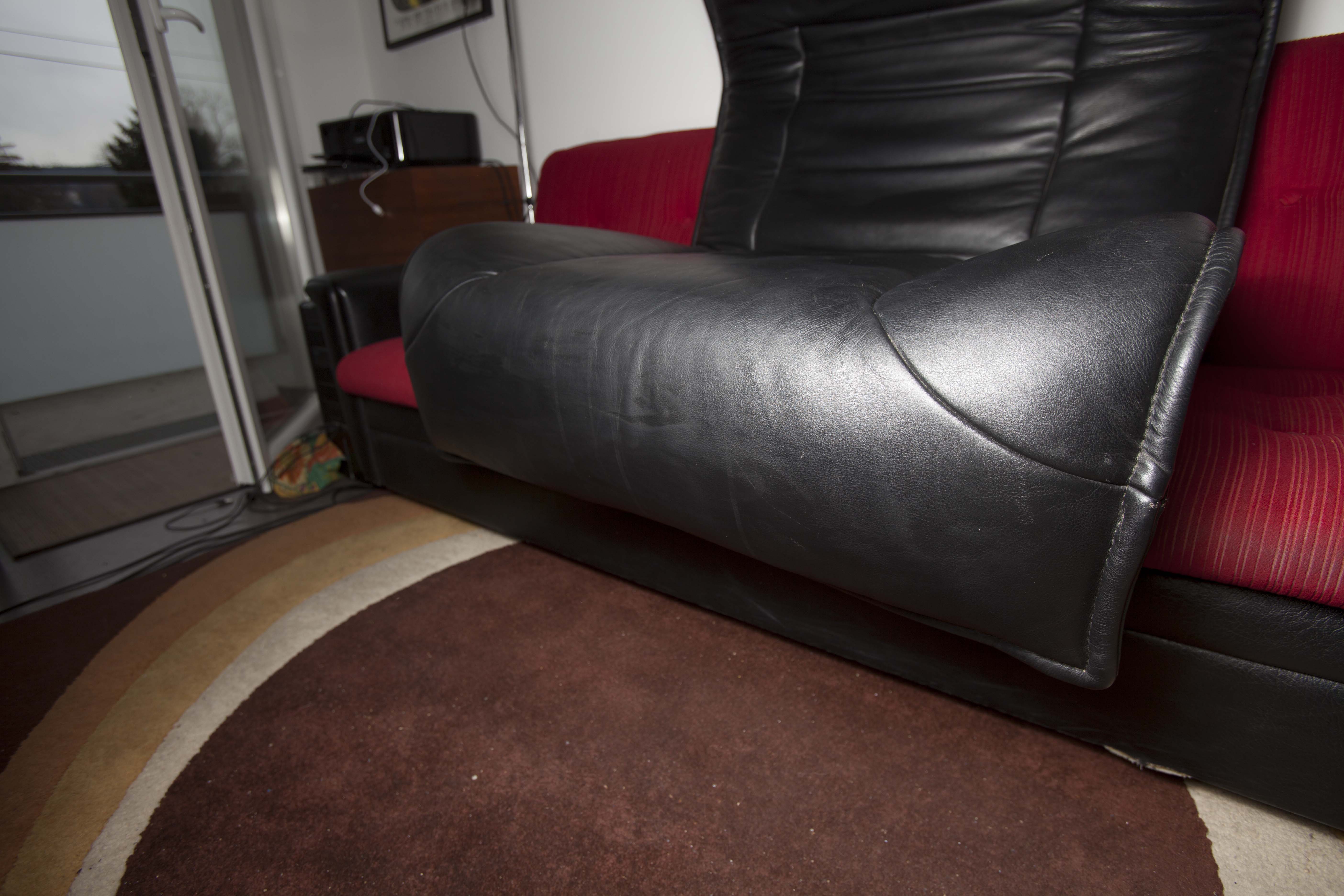 Leather sofa model "Veranda" Vico Magistretti for Cassina