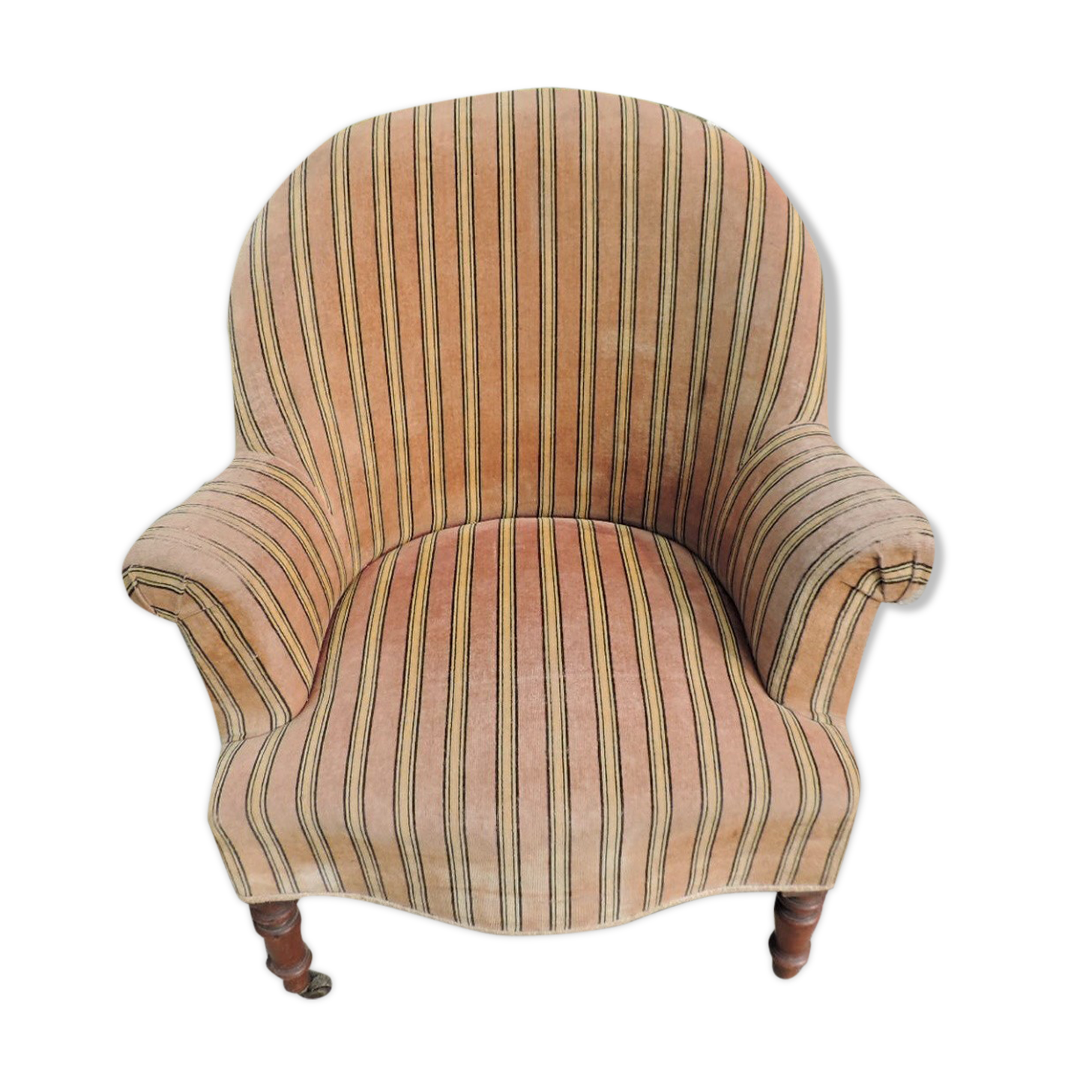 Old toad armchair