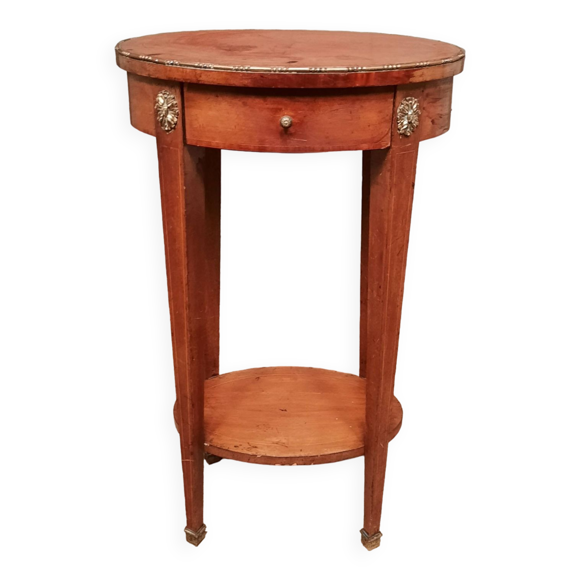 Oval marquette side table