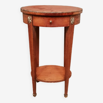 Oval marquette side table