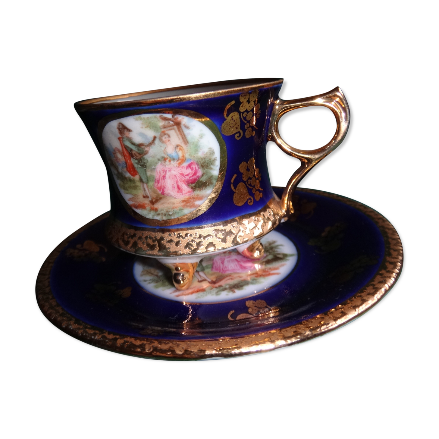 mini cup and old cup numbered