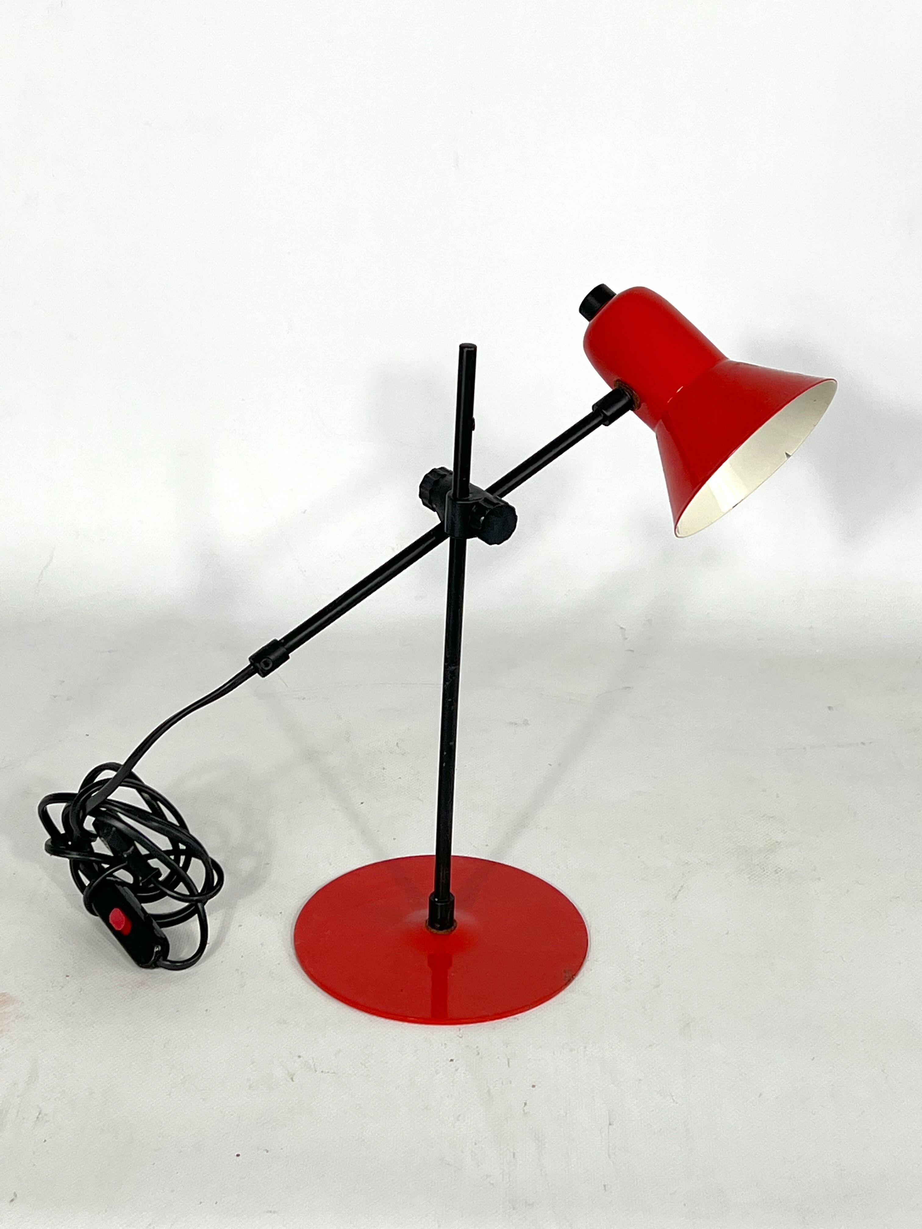 Vintage red table lamp by Veneta Lumi. Italy 1970s