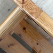 Table basse vintage en pin et verre fumé, 1970-1980