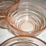 Lot 9 tasses art déco en verre transparent rose