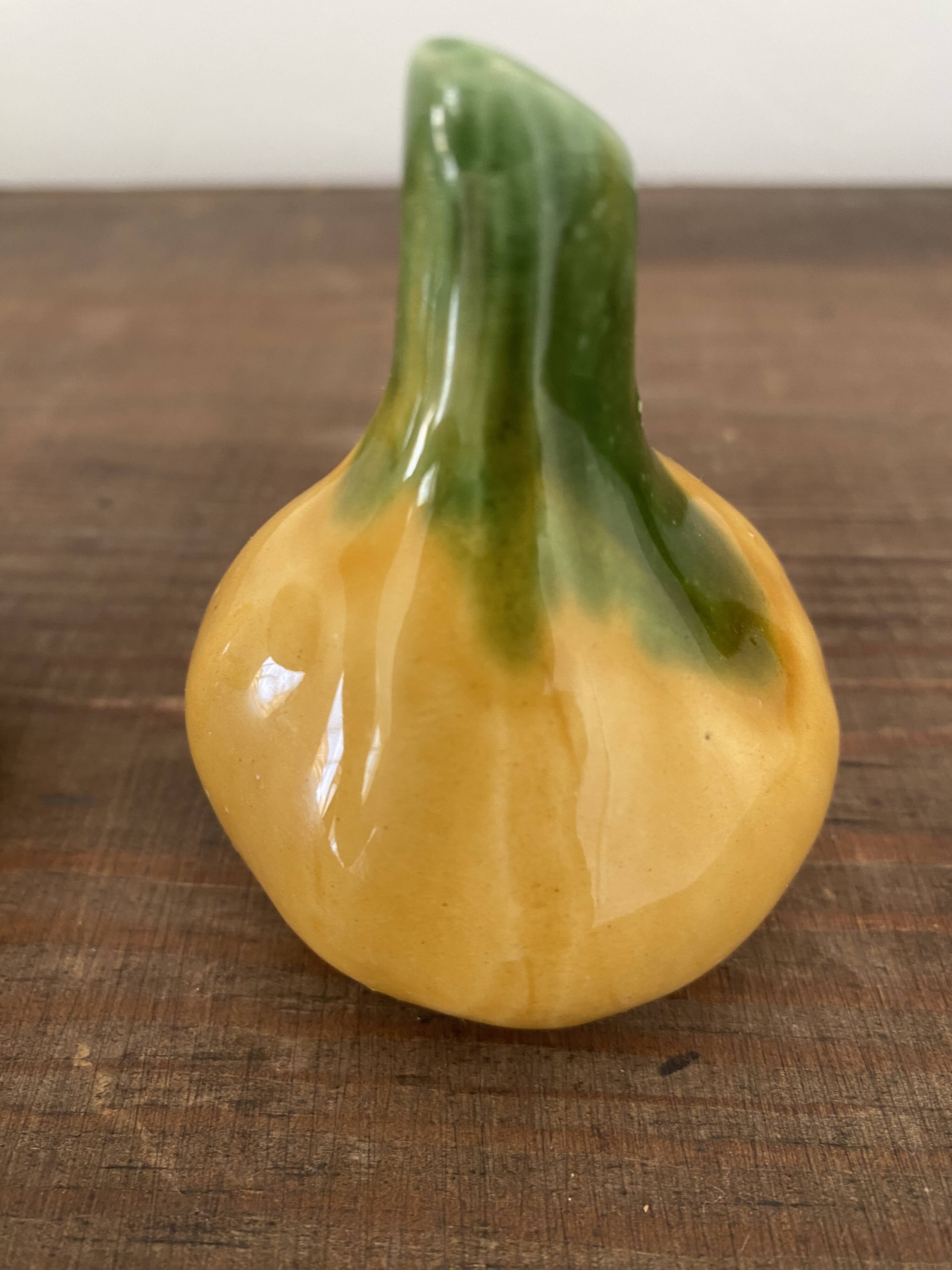 Vintage barbotine pepper and salt shaker in the shape of garlic and onion