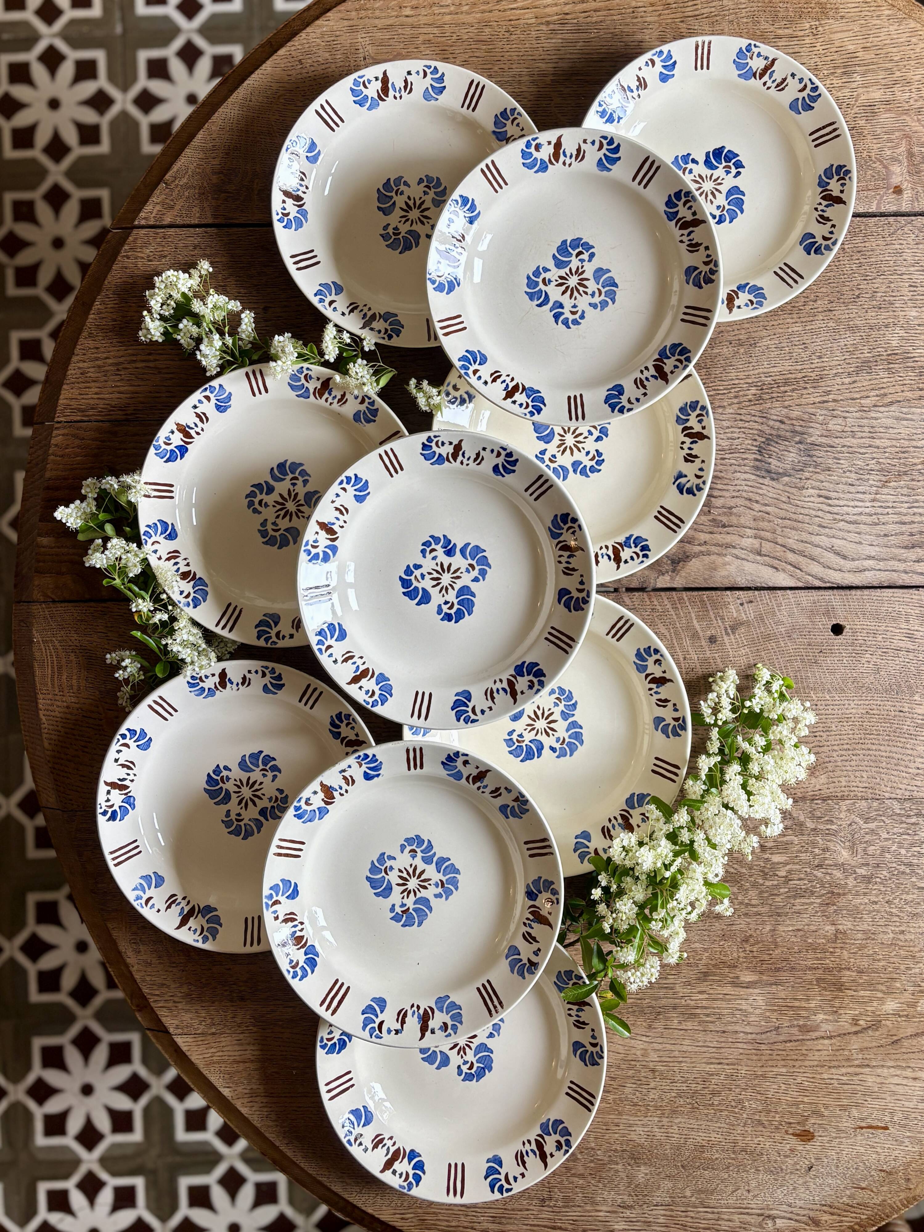 set of 10 vintage deep plates model Laval