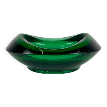 Ashtray / catch-all in green glass, Czech Republic, 1960