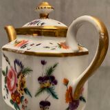Selfish porcelain teapot Old Paris floral decoration polychrome and gold nineteenth