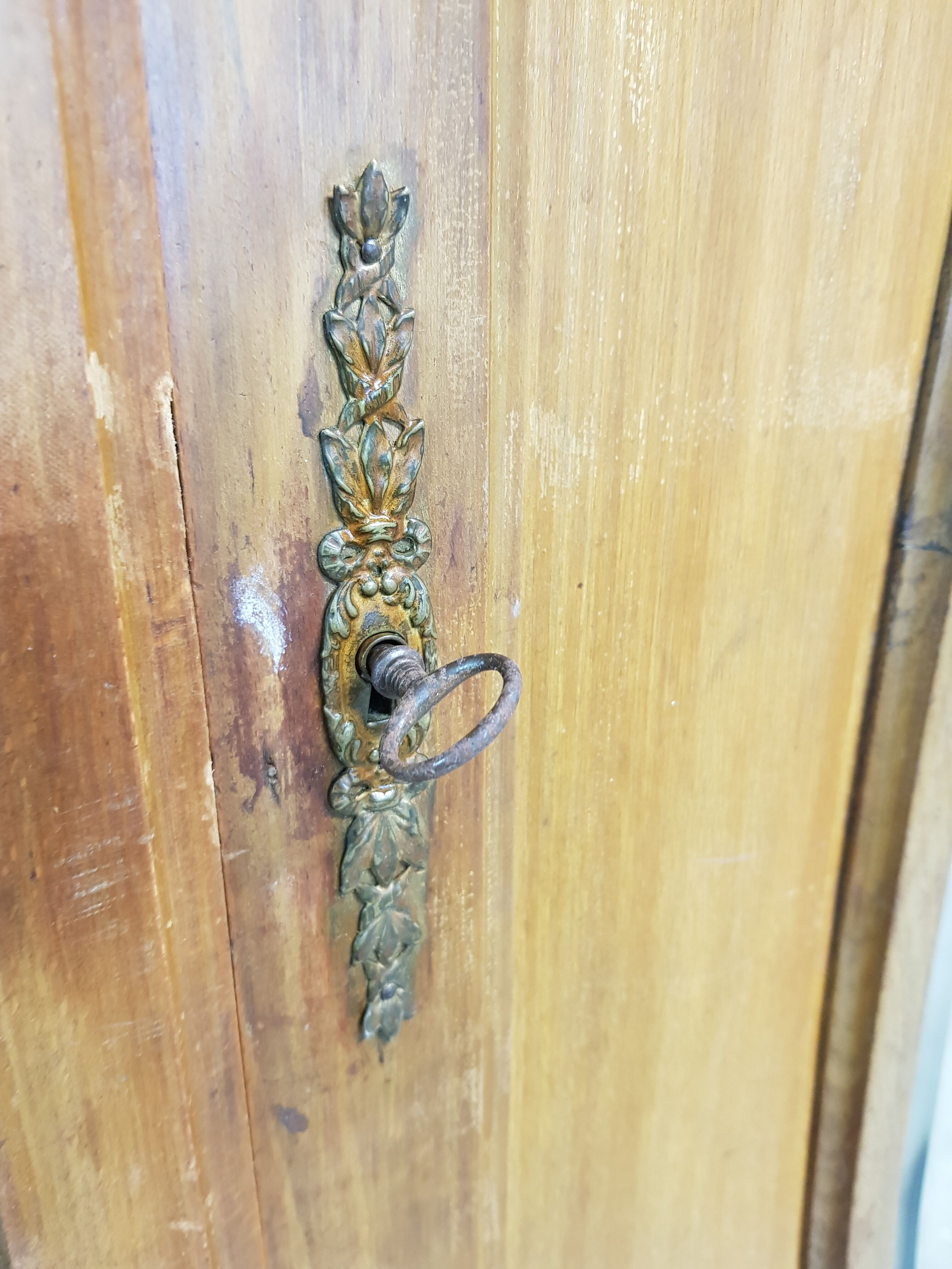 Parisian wardrobe with mirror